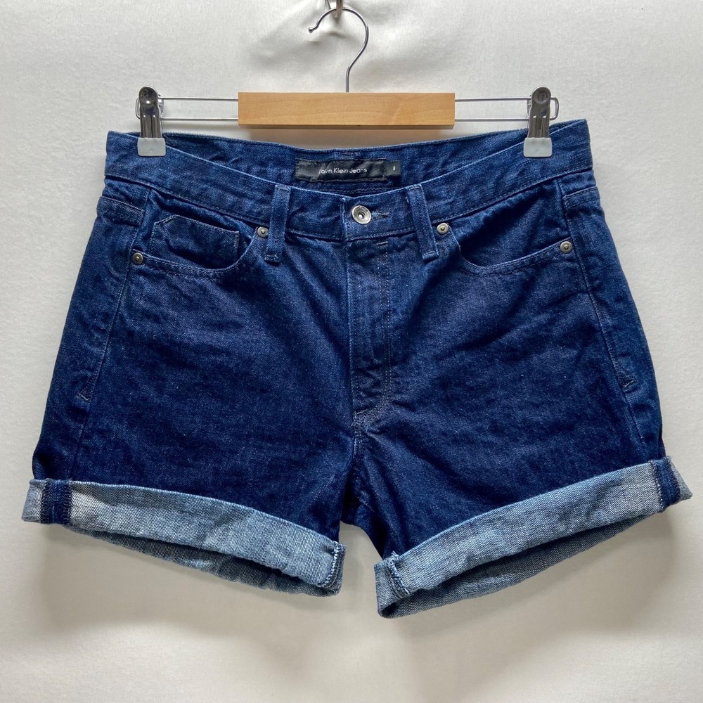 Calvin Klein Denim Shorts Women's 8 Dark Blue 5 Pocket Cuffed Casual 4" Inseam